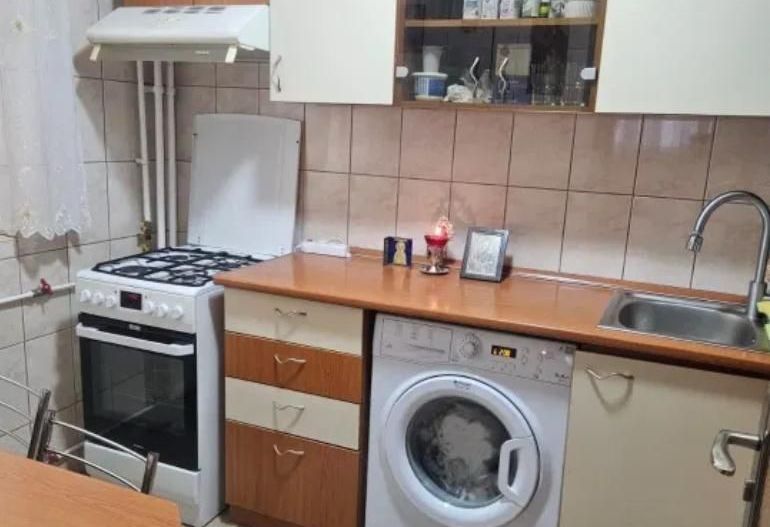 Apartament 3 camere decomandat Bdul Constantin Brancoveanu. - Poză 4
