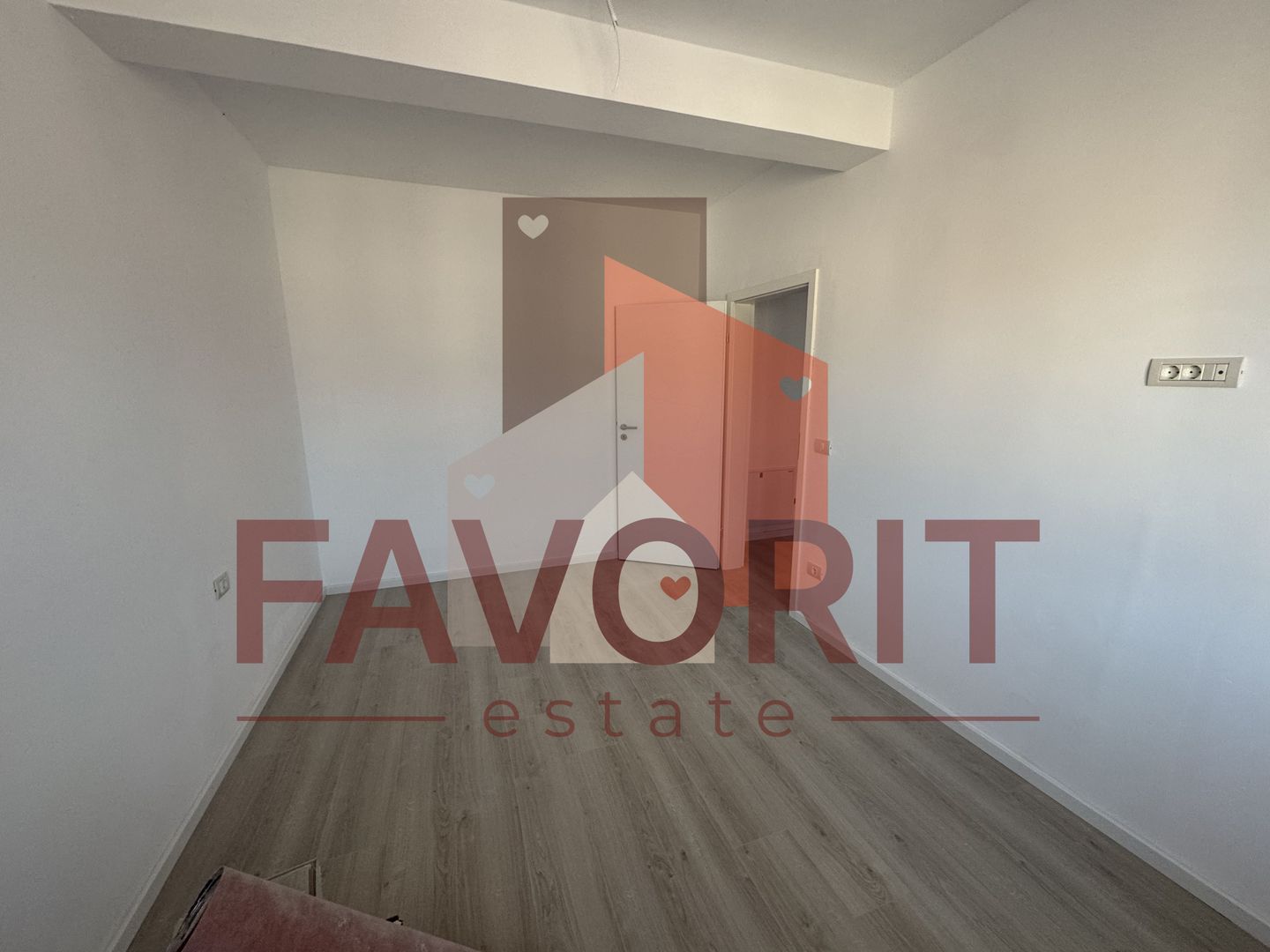 Apartament pe 2 nivele. In spate la LIDL Giroc. Pret excelent. - Poză 7