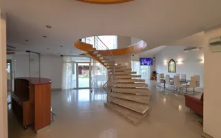 Vila Luxury în Dumbrăvița – Exclusivitate lângă pădure 980E/mp - Poză 14