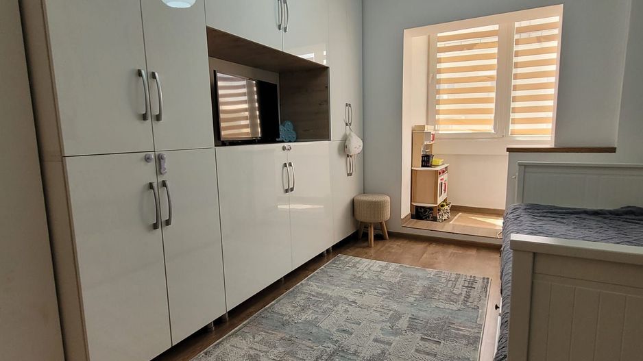 Apartament 2 camere complet renovat,piata Veteranilor,bloc1981 - Poză 8