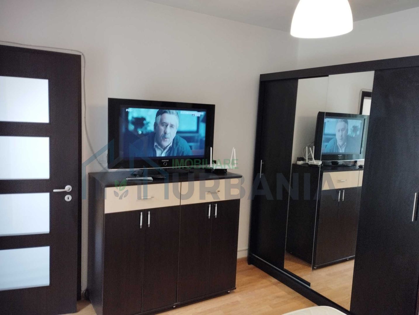 Casă de închiriat în Valea Lupului - 2 camere, 600 EUR/lună - Poză 3