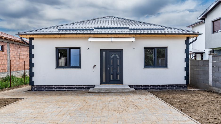 Casă nouă 4 camere, ideală pentru familie. Toate utilitățile - Poză 1