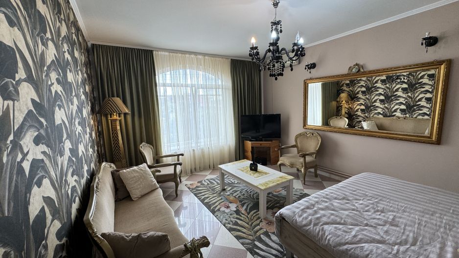 Am redus pretul - Casa deosebita pe 3 nivele in zona linistita - Poză 2