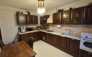Casa Centrala de vanzare - Strada Rahovei Pitesti - Poză 14