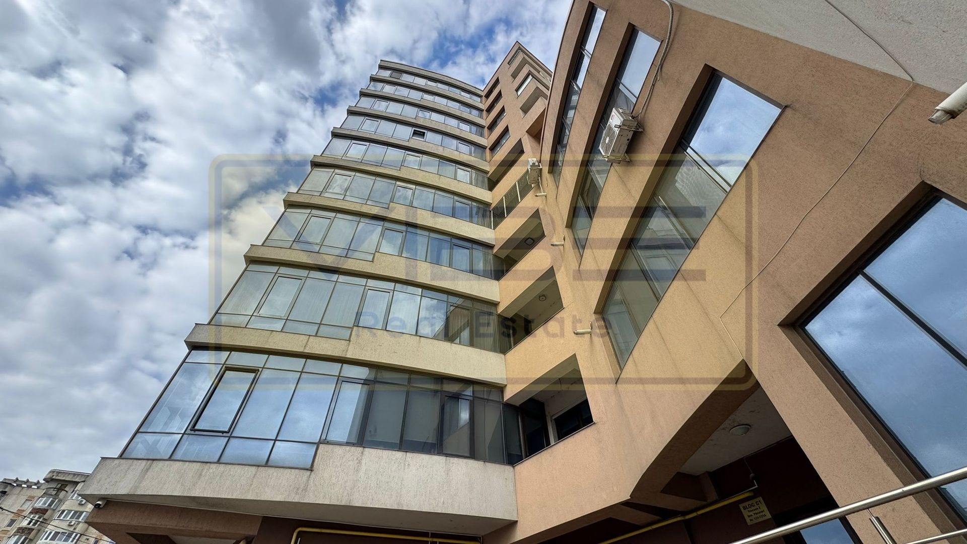 Garsoniera moderna Rond Pacurari - 20 min Copou - Poză 1