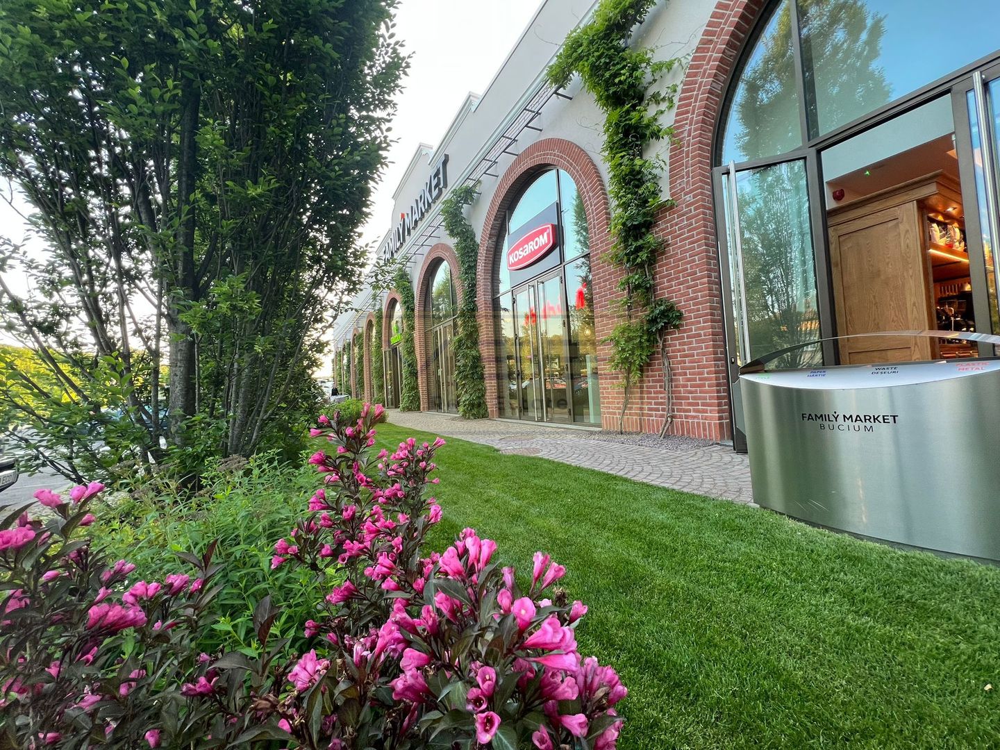 Apartament 1 camera+terasa Bucium - 10 min Family Market - Poză 1