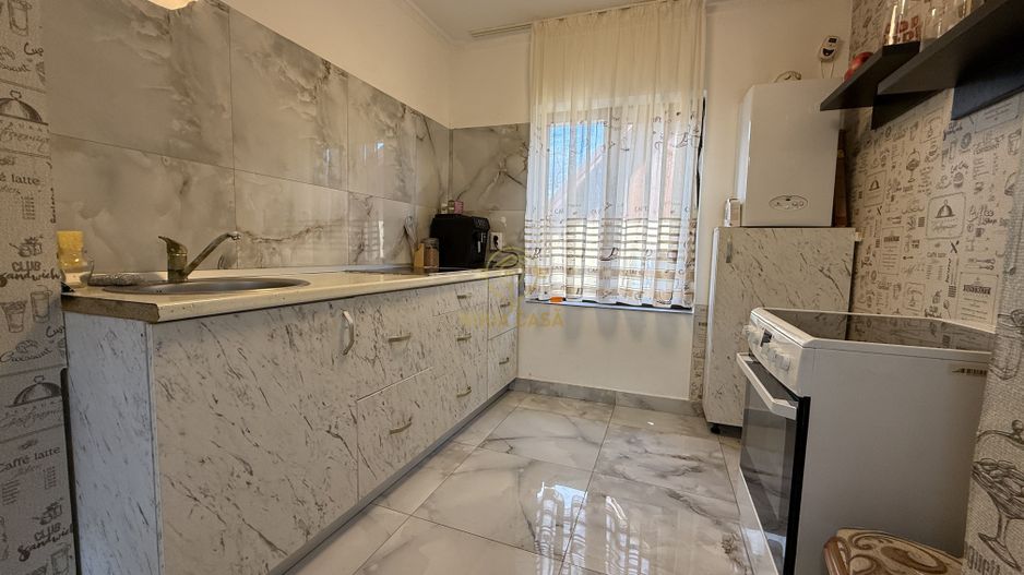 De Vanzare 2 Case In Curte Titulescu/Strada Crinului Teren 550MP - Poză 14