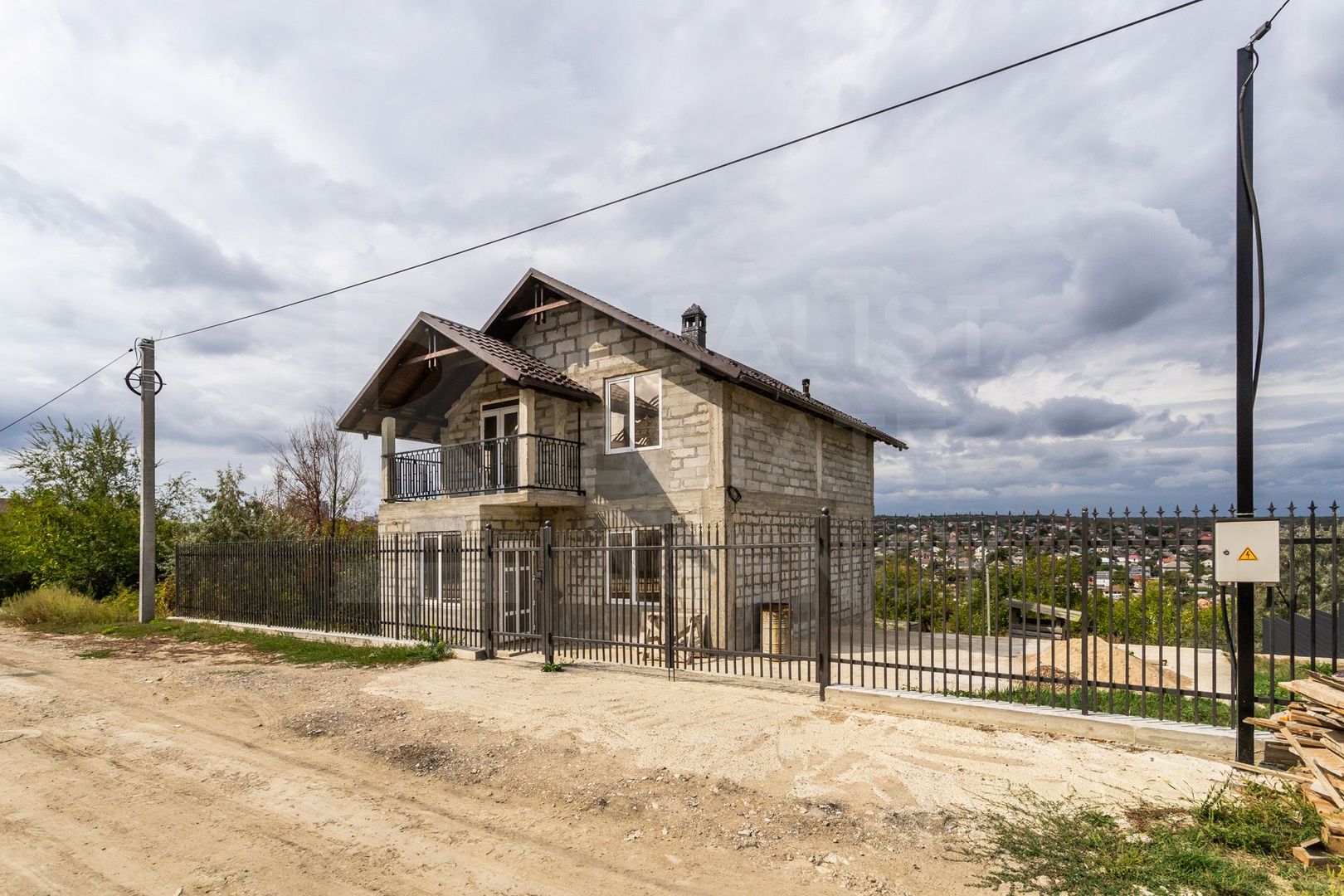 Vânzare, casă, 2 nivele, 3 camere, strada Trandafirilor, Durlești - Poză 4