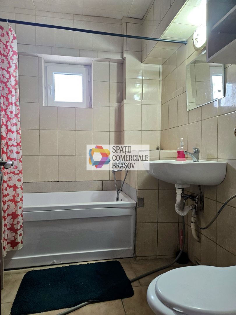 Apartament cu trei camere, zona Racadau 70 mp - Poză 7