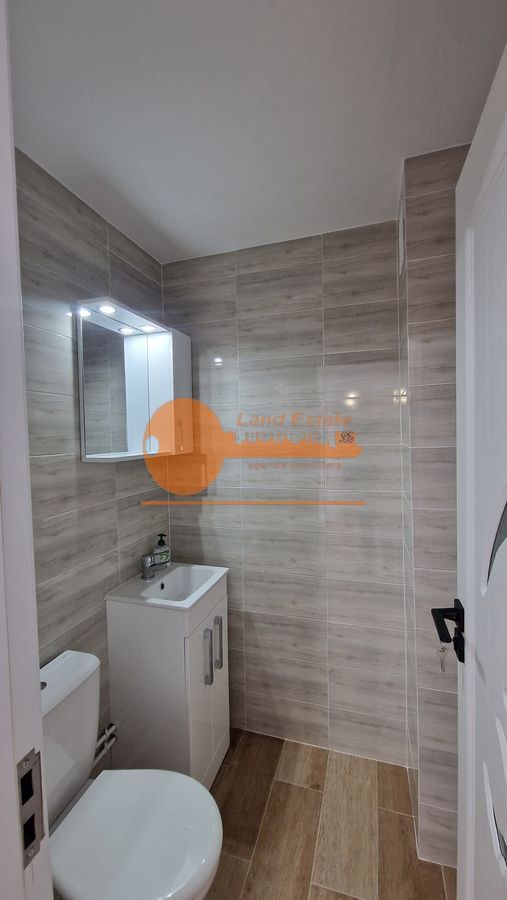 Apartament cu 3 camere in zona Nerva Traian - Poză 4
