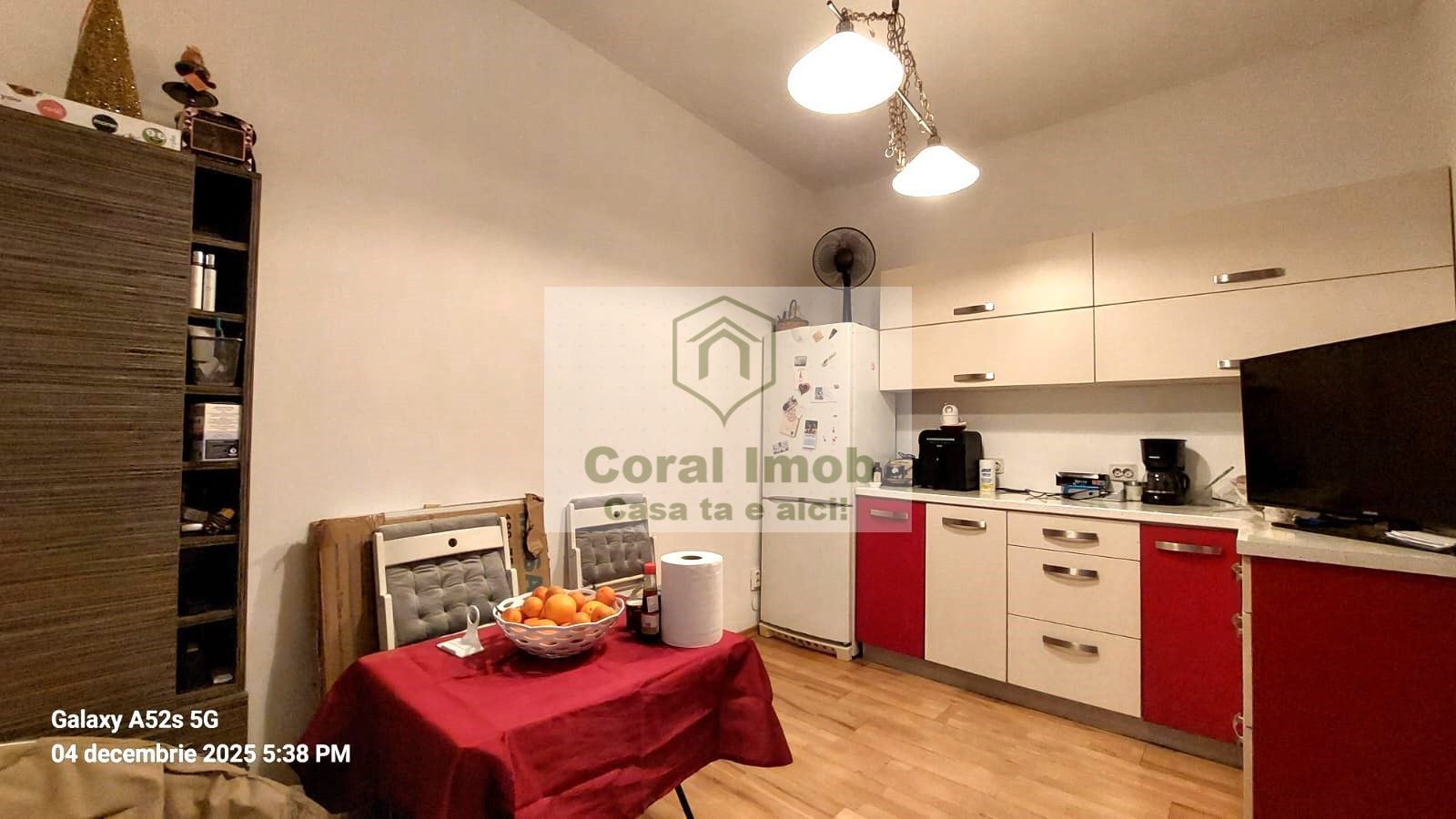 Casa de vanzare curte individuala, centrala, Lacul Tei! - Poză 7