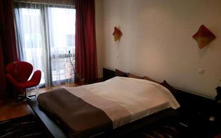 Apartament cu 3 camere în zona P-ta Dorobanti - Poză 2