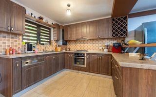 Vila spatioasa 5 camere 8 min metrou Dimitrie Leonida - Poză 4