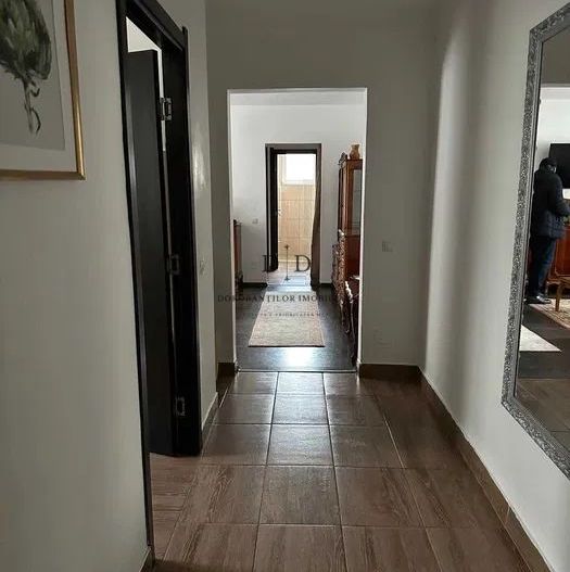 Apartament 3 camere de vânzare | Garaj + Boxa | Centru – Zona HOREA - Poză 9