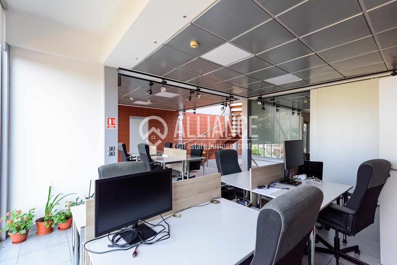 VICTORIA (COD 10) - Spatiu comercial de inchiriat - Poză 5