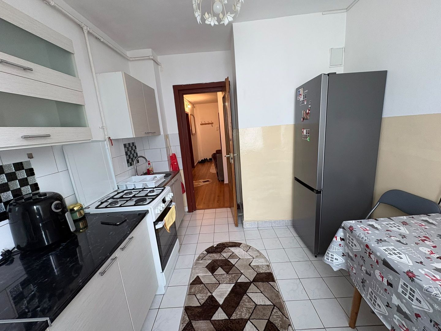 Apartament 2 camere de închiriat zona lenin etaj 1 mobilat complet - Poză 3