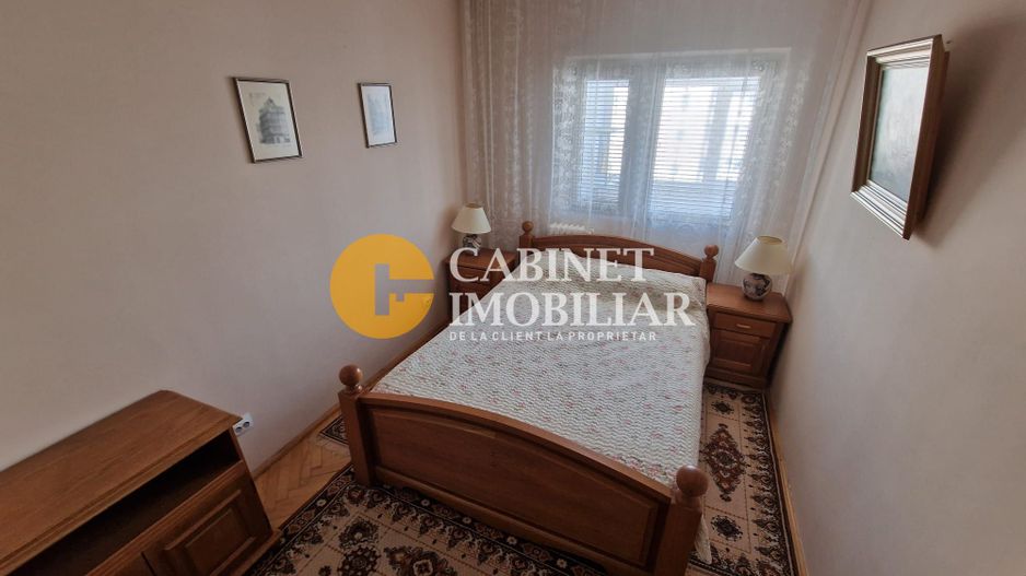 GARA - ARCU - 3 CAMERE DECOMANDAT - ETAJ INTERMEDIAR - BOXĂ + LOC DE PARCARE - Poză 4