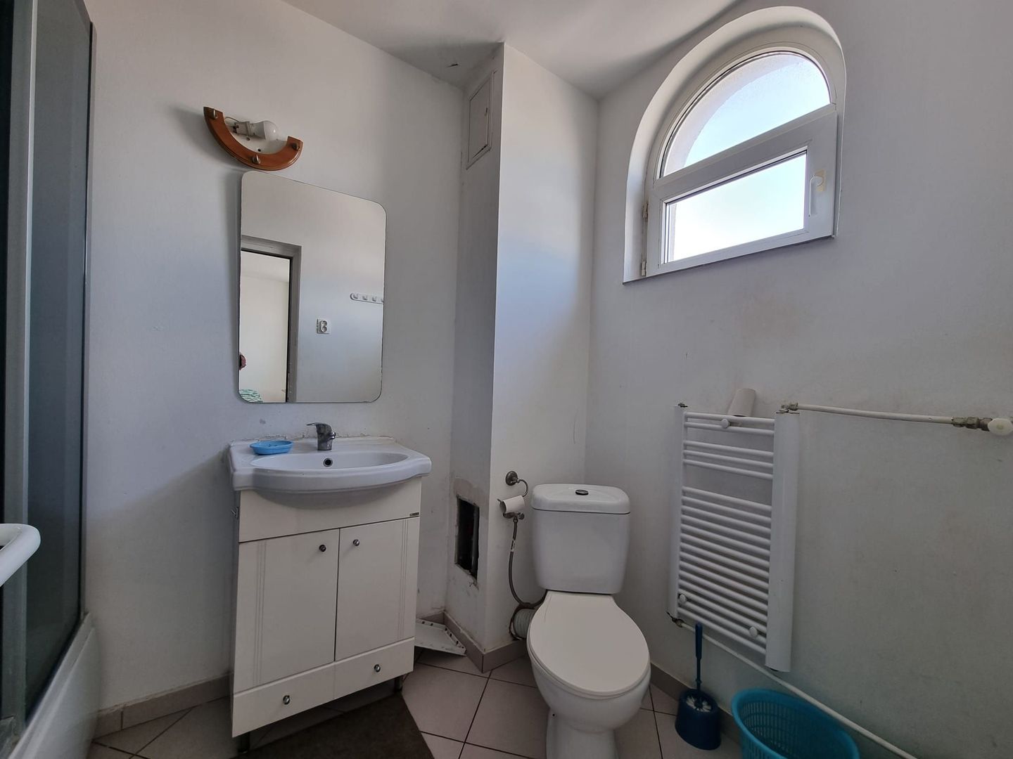 Închiriere clădire – zonă centrală Constanța, aproape de mare - Poză 7