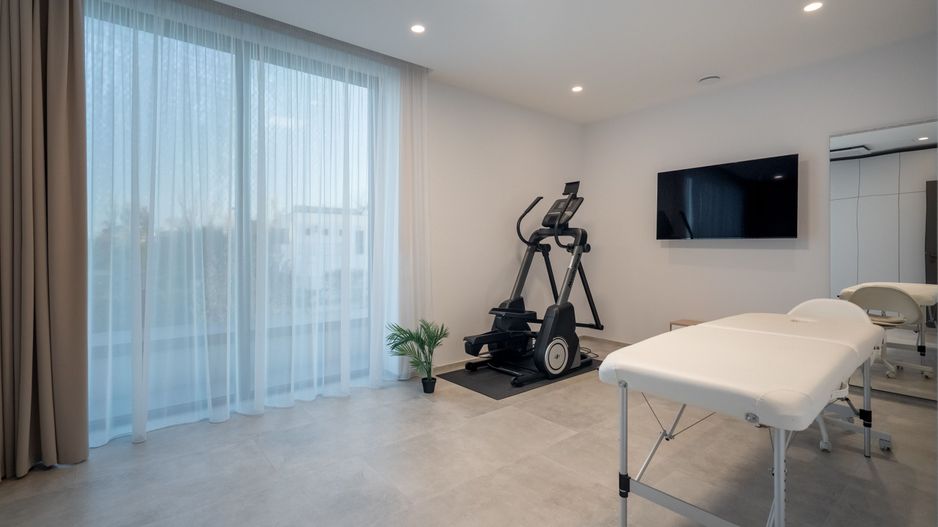 Smart-Home nZEB spectaculoasa Bucuresti Sector1 cu deschidere lac - teren 2000mp - Poză 48