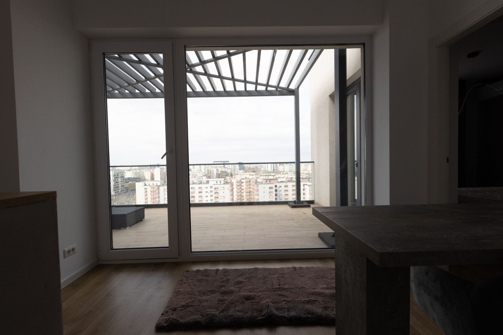 De Inchiriat Apartament 3 Camere de Lux, pe 2 Nivele, Sebastian sect.5 - Poză 35