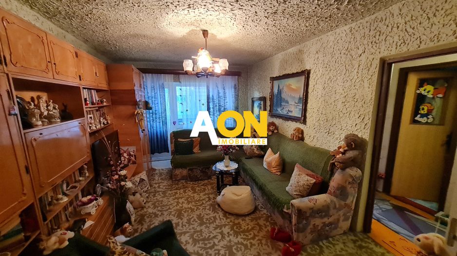 Apartament 2 Camere, Semidecomandat,  etaj 3, 45 mp, Cetate - Poză 1