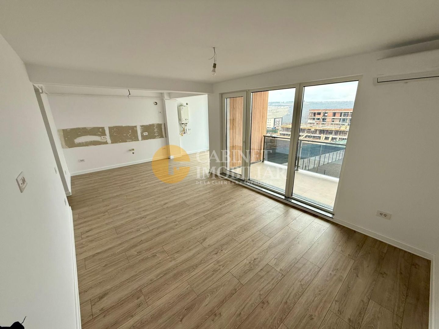 3 camere decomandat | 75 mp | Bloc nou intabulat 2025 | Etaj 2 | Rediu - Poză 2