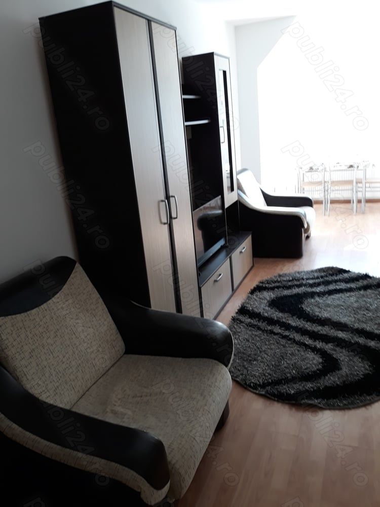 inchiriere garsoniera zona Lujerului renovata utilata 380 euro - Poză 3