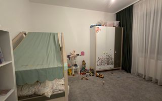 Decomandat. Cu gradina proprie. Mobilat si utilat - Poză 10