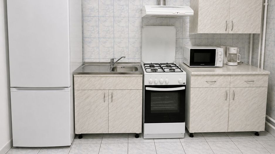 Apartament spațios cu 3 camere, 75 mp, decomandat, 2 băi, 2 balcoane – - Poză 1