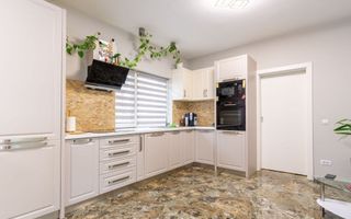 Duplex modern în Florești, cu 4 camere, curte proprie și parcare. - Poză 2
