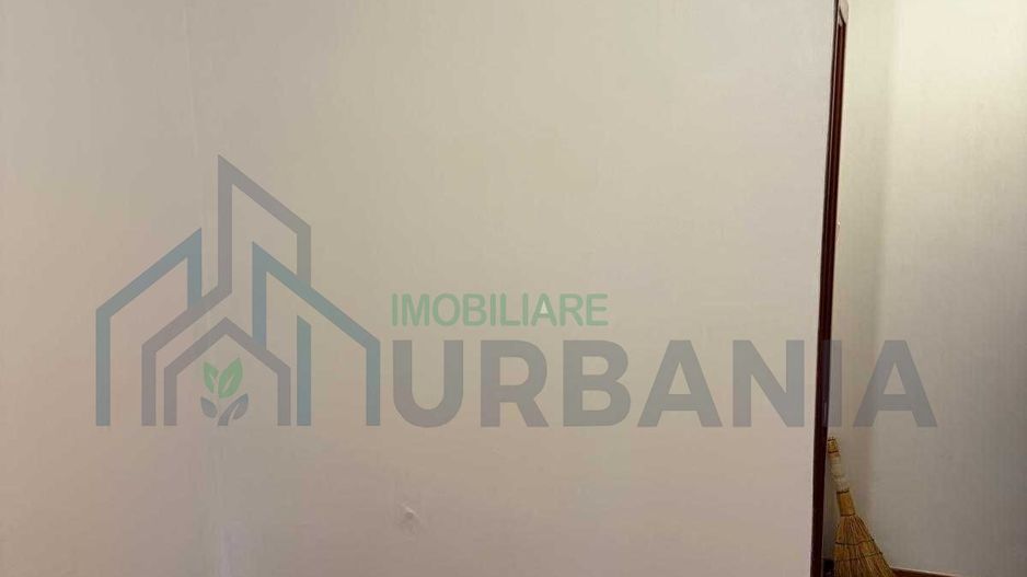 # De vanzare Garsoniera renovata in Galata - Poză 1