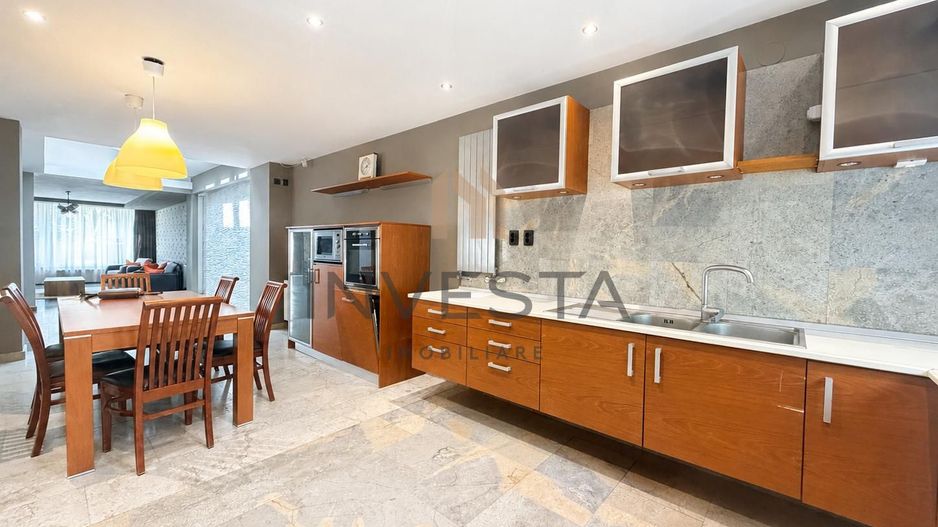 Casa de 360 mp cu sauna si garaj dublu de inchiriat in zona Buna Ziua - Poză 8