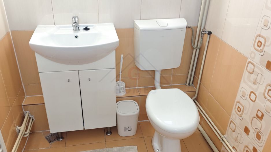 Apartament la casa,  aproape de 700! - Poză 21
