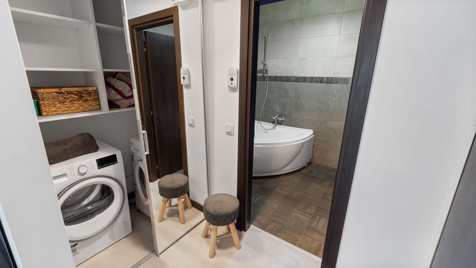 2 Camere la 7 min Metrou Pacii Bloc Nou Centrala Proprie Gorjului 2020 - Poză 4