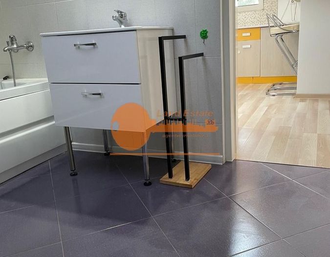 Apartament 2 camere | Mansardă | Parcare | Damaroaia - Poză 11