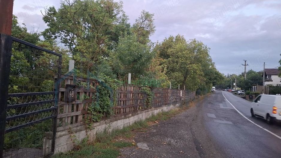Teren de 2341 mp în Sararie-Copou, Iași, cu deschidere la două străzi, ideal pentru construcție bloc - Poză 4