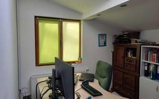 Vila/Casa de vanzare in zona linistita/ Sacele - Poză 4