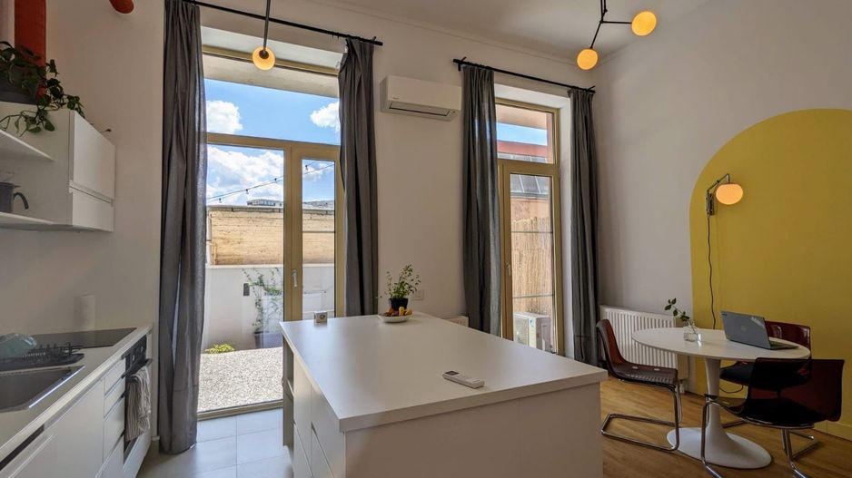 Marmura Residence | Inchiriere apartament 2 camere | Grădină privată - Poză 5