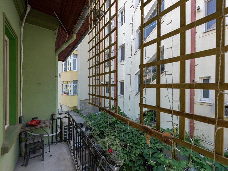 Etaj in vila ideal atelier, cabinet sau locuit, hub, activitati creative - Poză 24