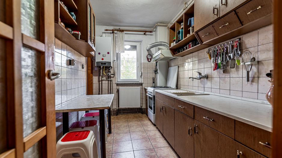 Apartament 3 camere - parter - str. Petru Rares, Gradiste - COMISION 0 - Poză 3