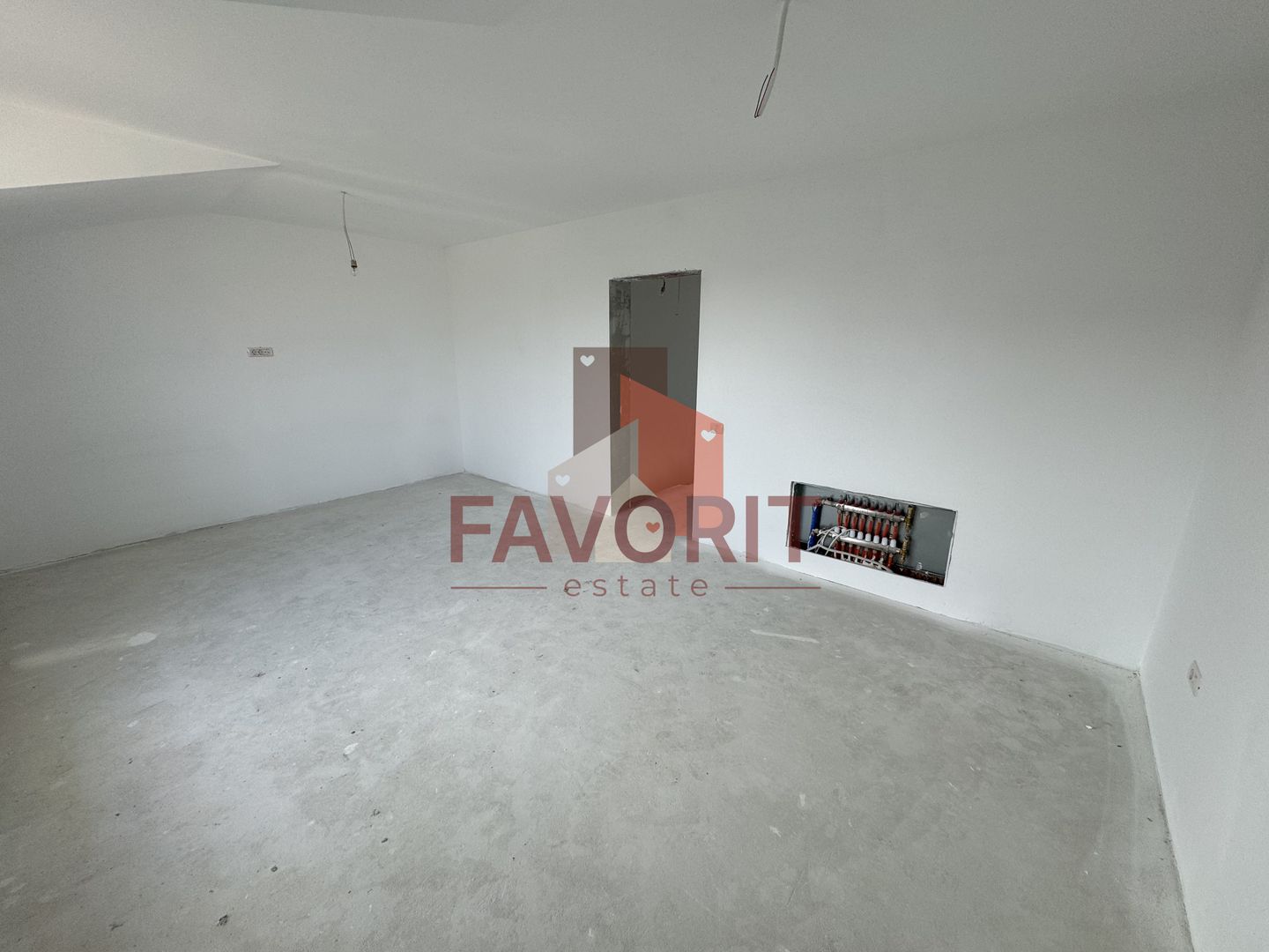 Comision 0%. Finisaje la alegere. Toate utilitatile. Strada asfaltata. - Poză 12