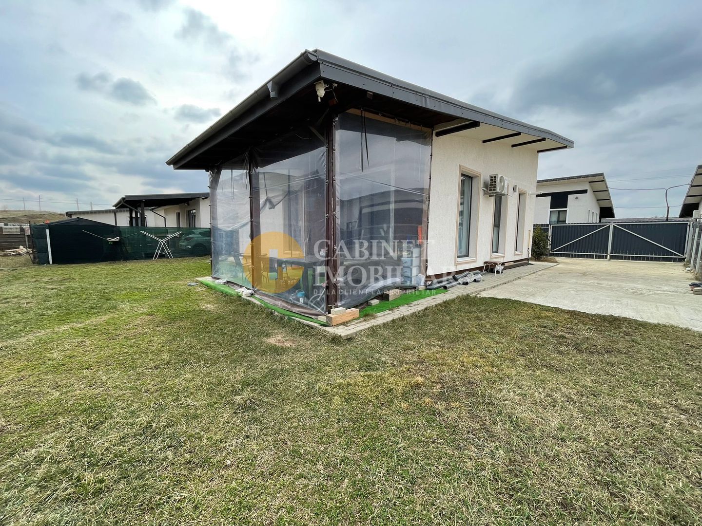 Casa Visan PROFI non stop - 3 camere - 500mp curte - mobilata - Poză 12