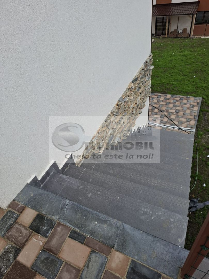 Casa tip Duplex in Valea Adanca 150 000 euro - Poză 20