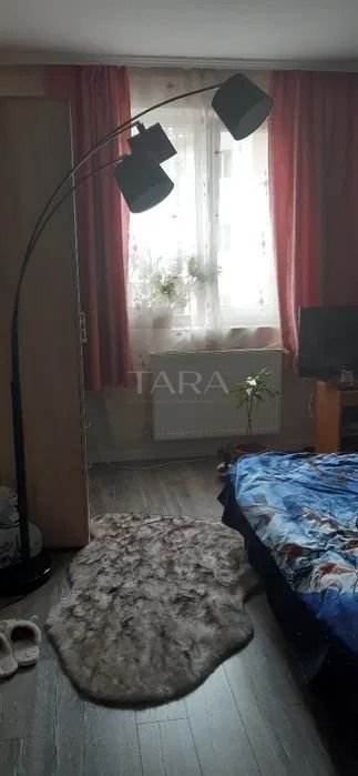 Apartament cu 3 camere de vânzare in Floresti, zona Florilor. - Poză 5