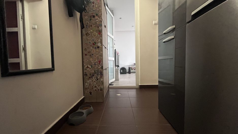 Zona buna! Vânzare apartament cu 2 camere în Târgoviște- micro 6! - Poză 6