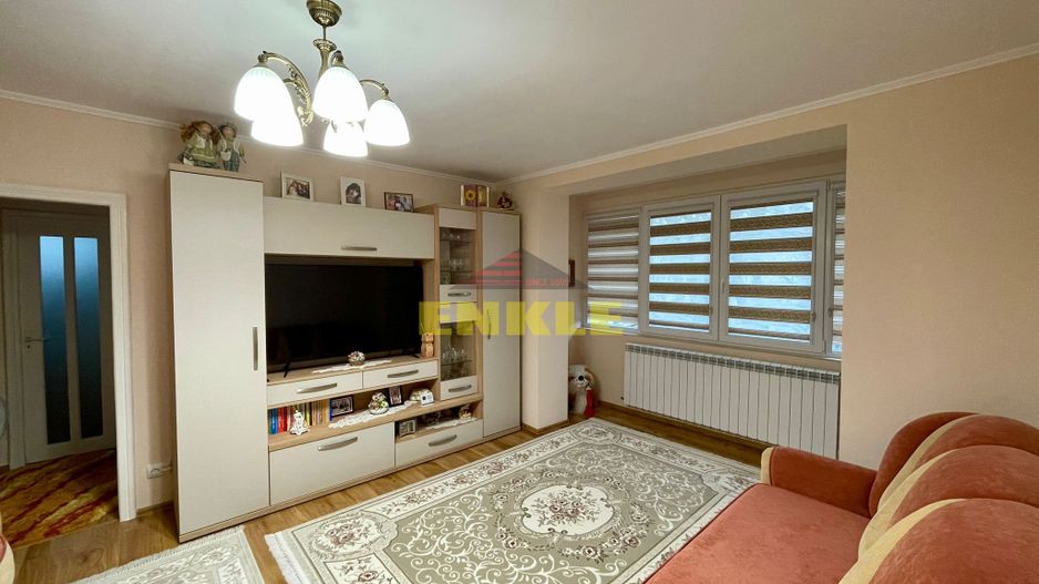 De vanzare apartament cu doua camere, zona Marchian - Poză 2