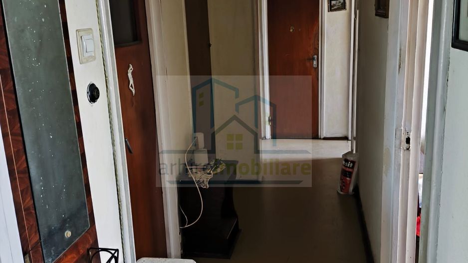 Apartament 2 camere decomandat, etajul 5 din 10 - Poză 3