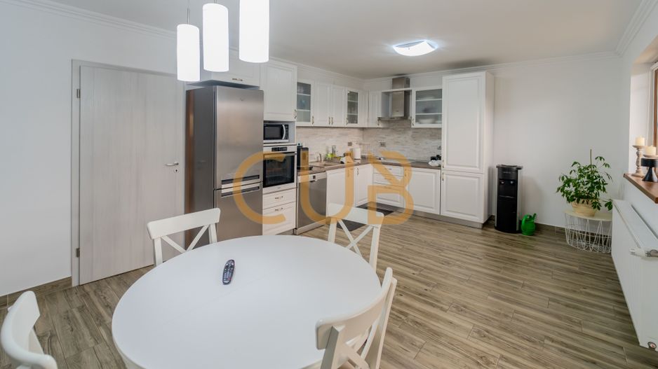 Casă individuală | Teren 630 mp, centrala, garaj, 3dormitoare -Ghiroda - Poză 10