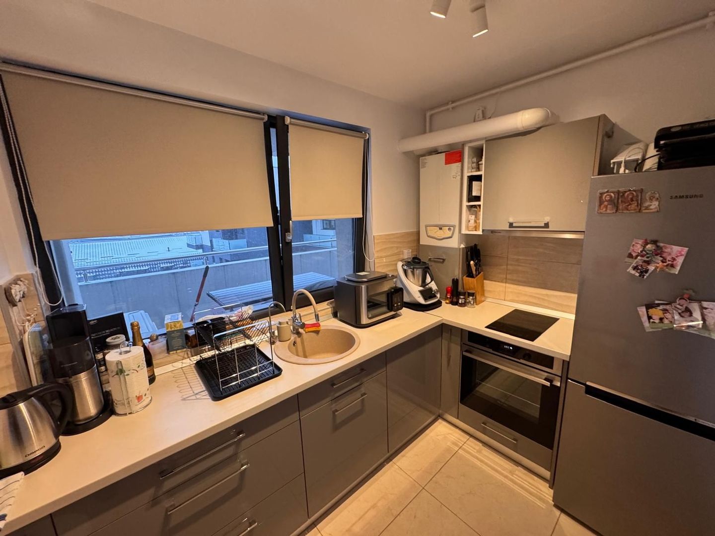 Apartament 2 camere cu terasa de 27mp in zona Tractoru-Rulmentul - Poză 8