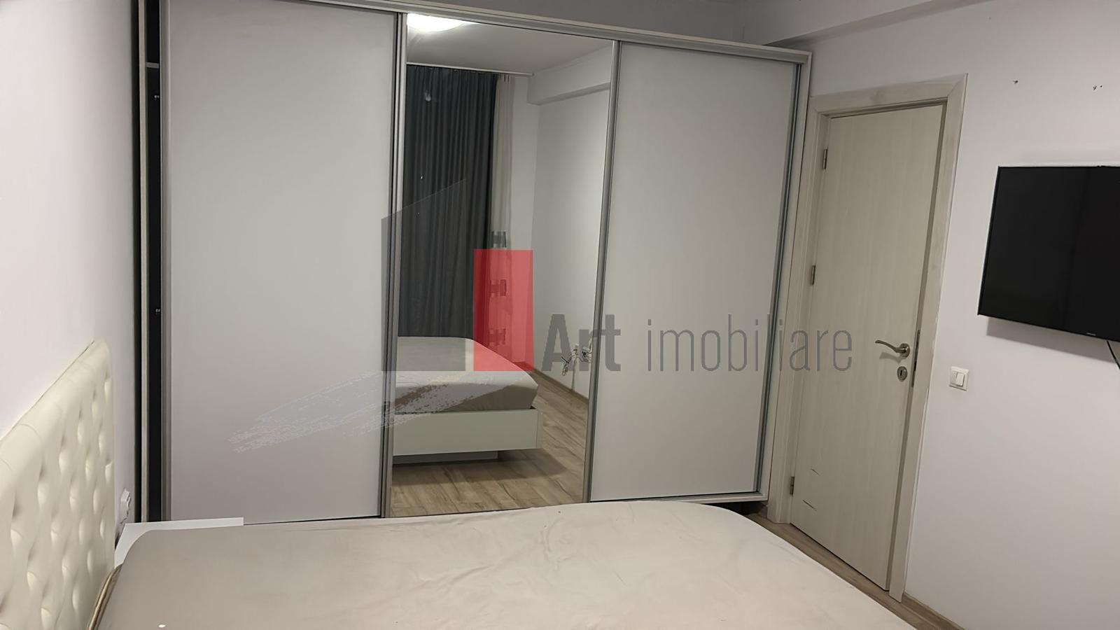 Apartament cu doua camere-Brancoveanu-Luica-cu centrala+loc de parcare - Poză 4